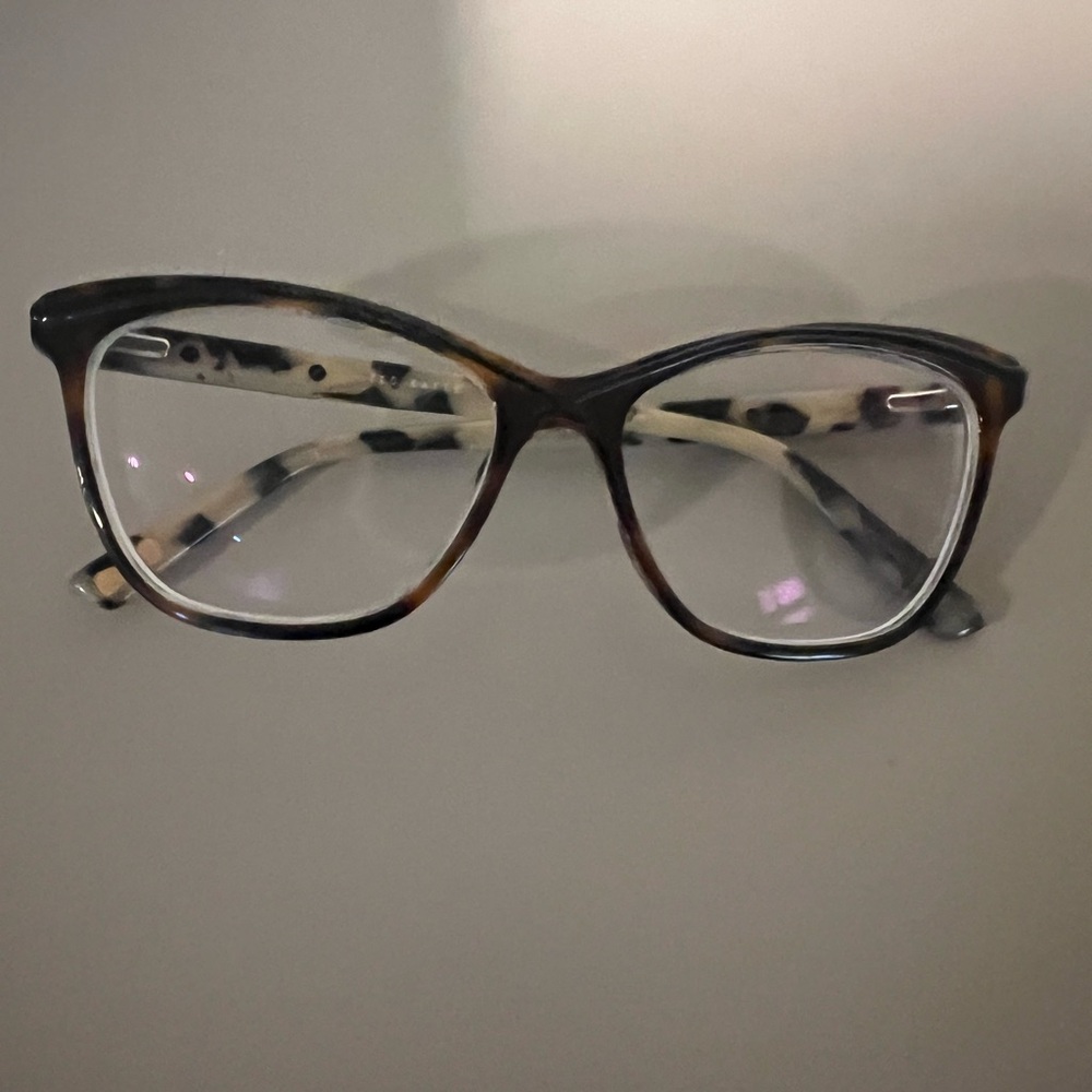 Stylish Tortoiseshell Women's Glasses